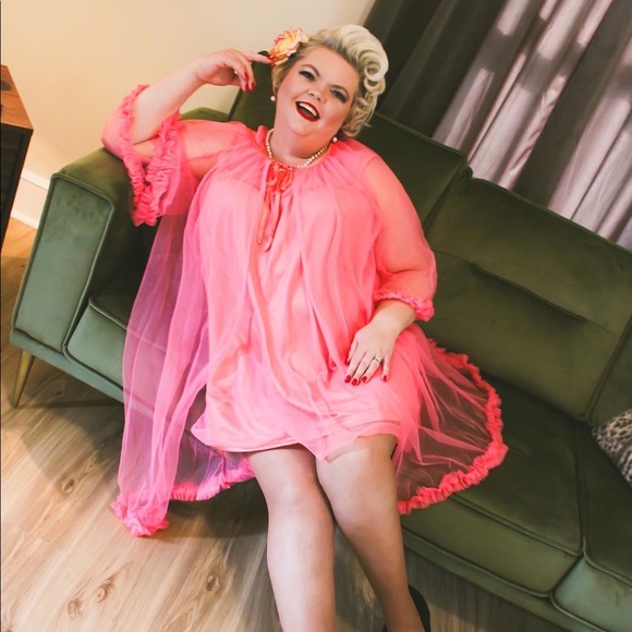 Meet your Posher, Anita - Picture 3 of 9